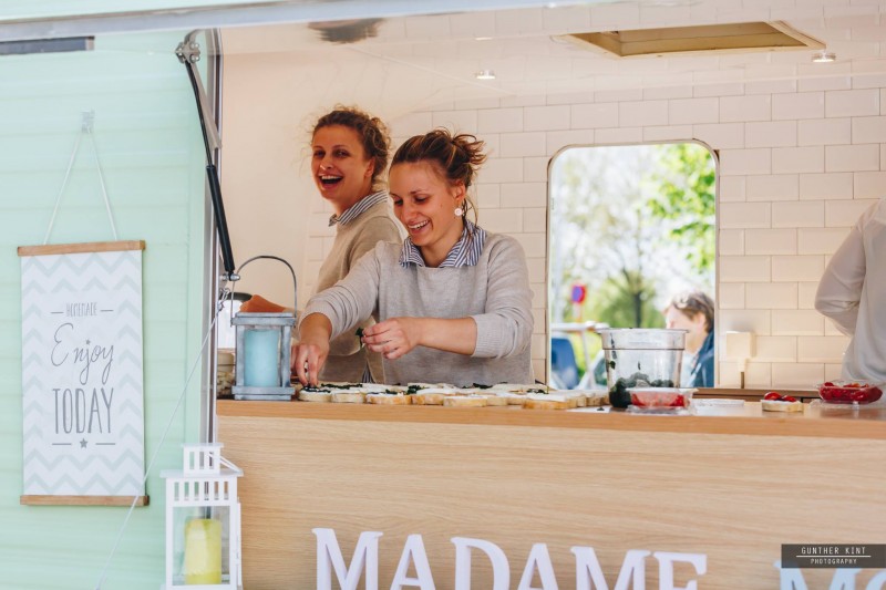 Madame Monsieur