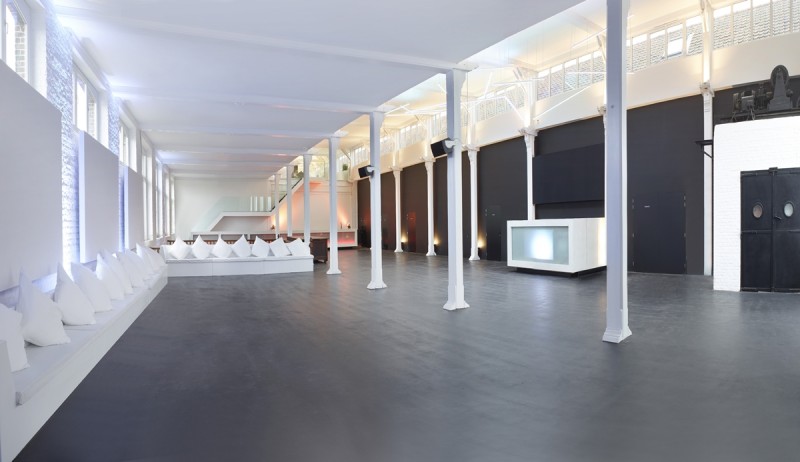 Zaal Lux