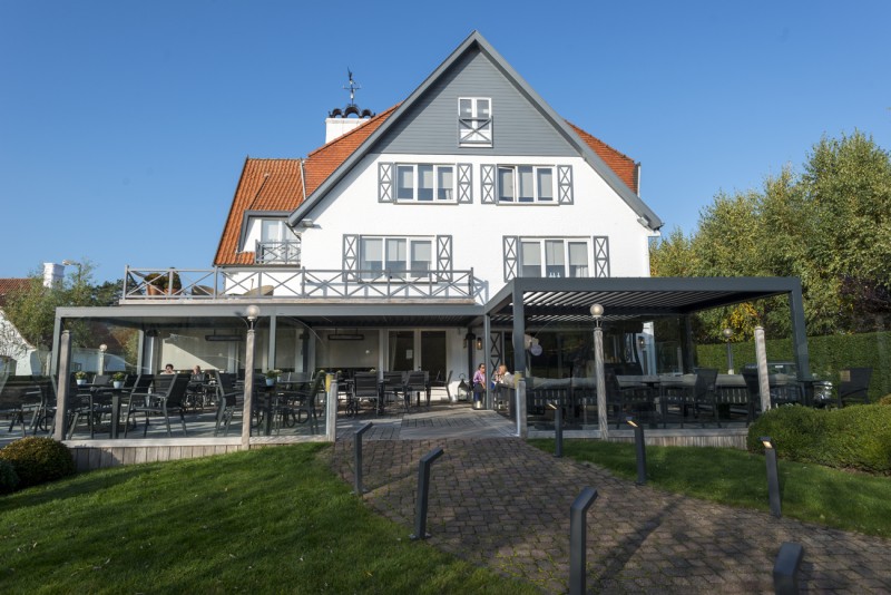 Lebeau Hotel