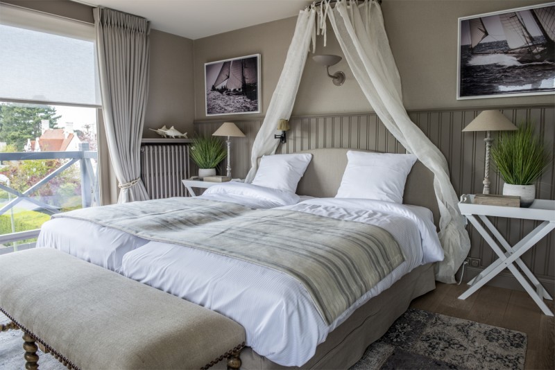 Lebeau Hotel