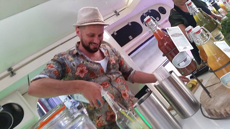 DJ Caravan