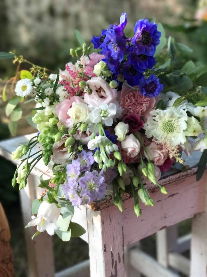 LOTS flower art