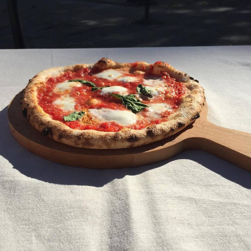 Louis’ Pizza