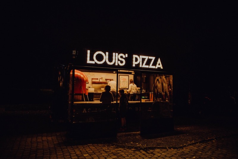 Louis’ Pizza