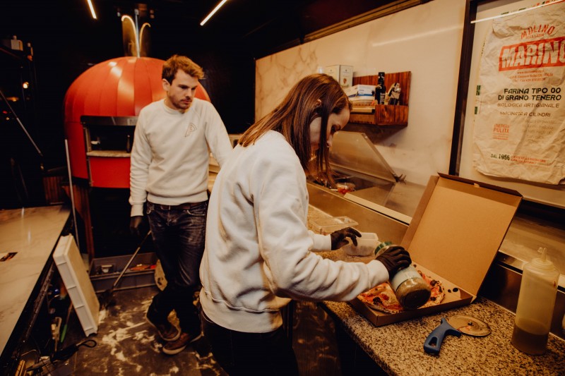 Louis’ Pizza