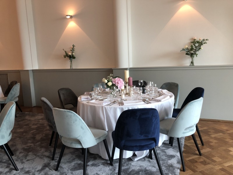 Salons Magnus