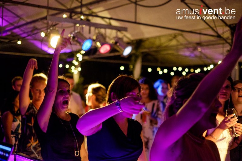 Amusivent - DJ, licht en geluid