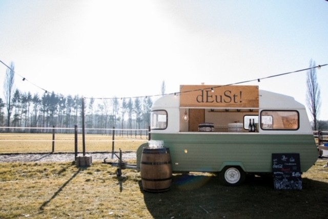 Pop-up outdoor locatie dEuSt!