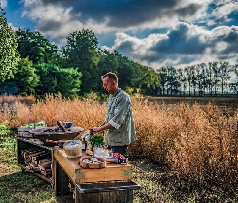 Pop-up outdoor locatie dEuSt!