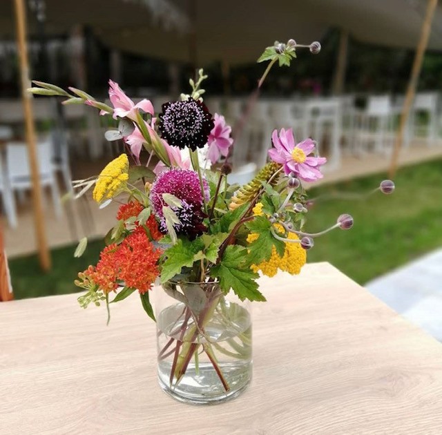 Pop-up outdoor locatie dEuSt!