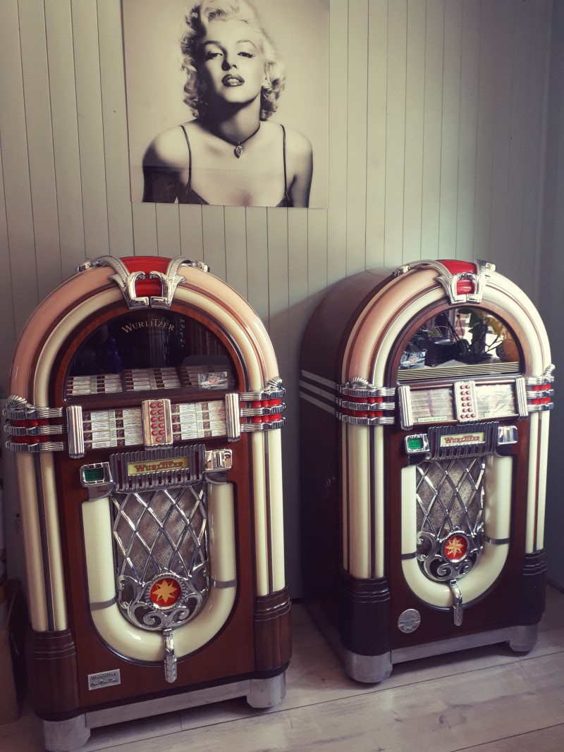 Nostalgic decoration