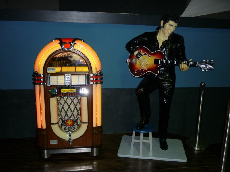 Nostalgic decoration