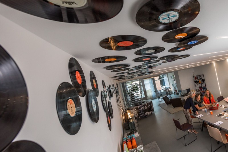Vergaderen tussen Vinyl