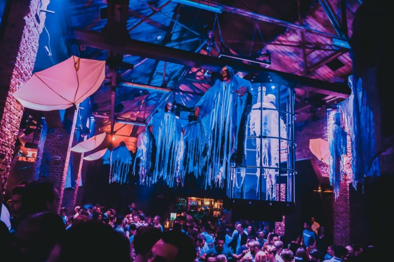 Cargo Club