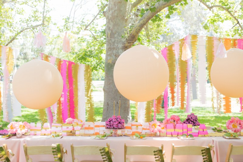 Decoratie voor een communie- of lentefeest